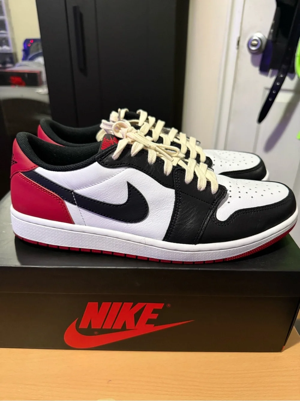 Jordan Low Top Sneakers in Black, White, Red